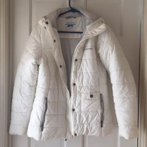 White Columbia women's puffer jacket